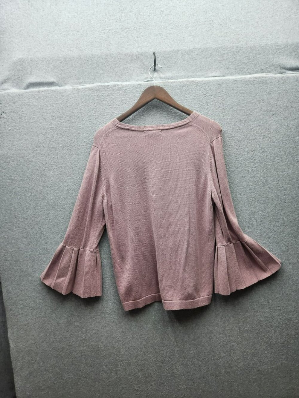Banana Republic Womens XL Mauve Pleated Bell Sleeve Cotton Blend Sweater - Picture 4 of 4
